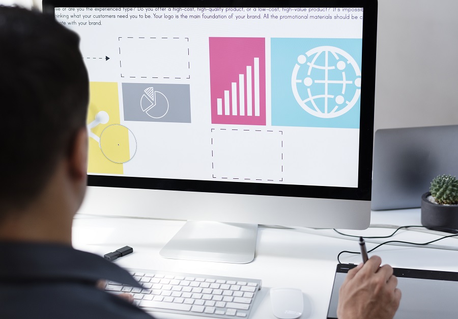 AdSpy Facebook Ad Spy Tool Database Description vs GetHookd and Its Approach